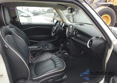 2013 Mini Clubman Cooper S z USA, uszkodzony, nr VIN WMWZG3C51DT576693